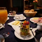 فندق أنليج 3*